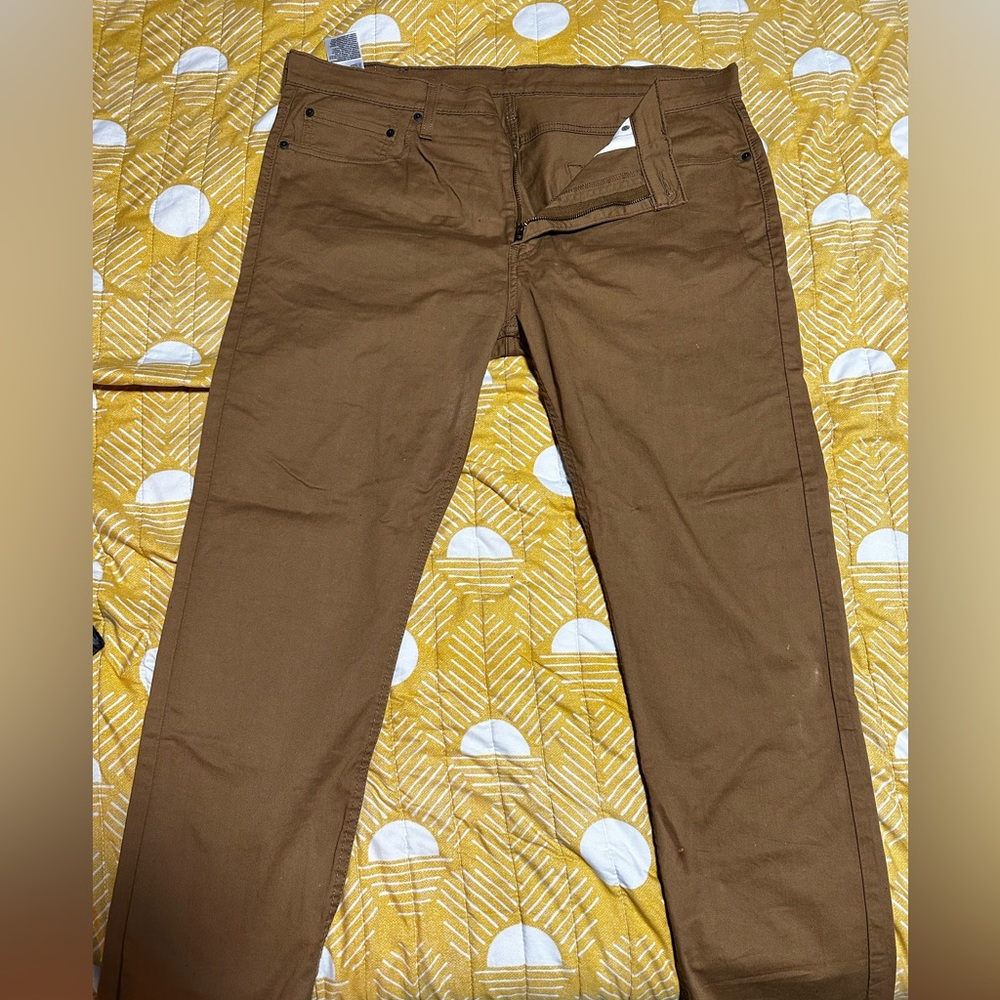 Levi’s 502 Taper